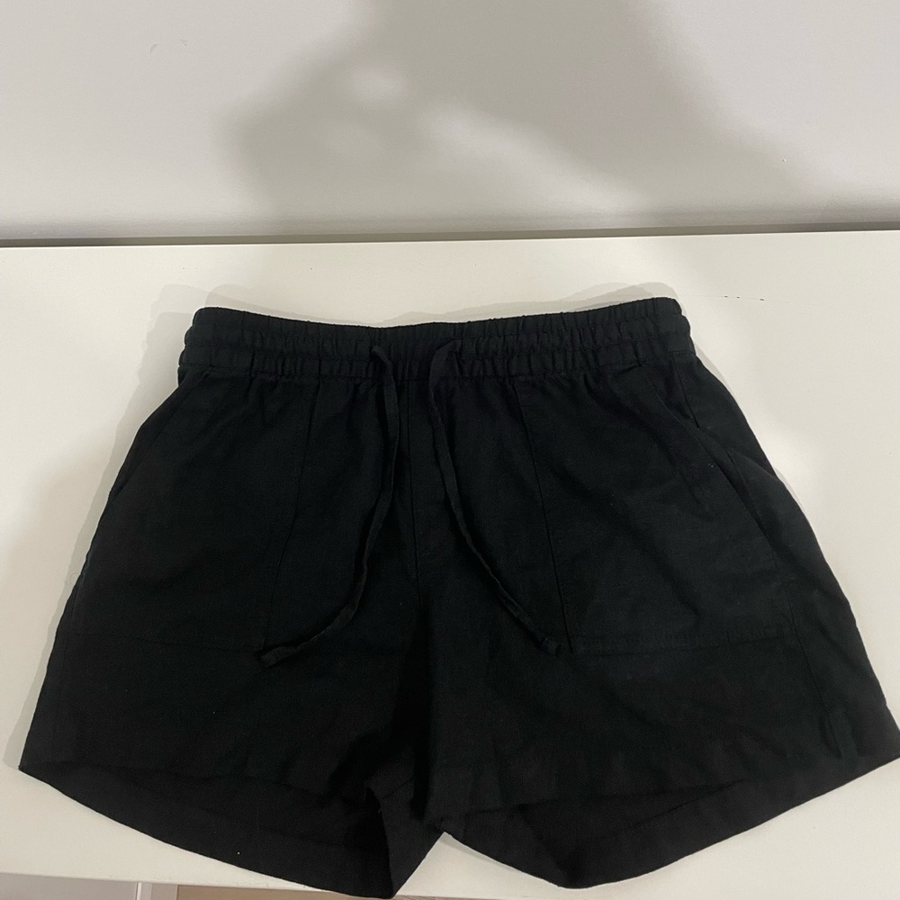 Old Navy linen shorts